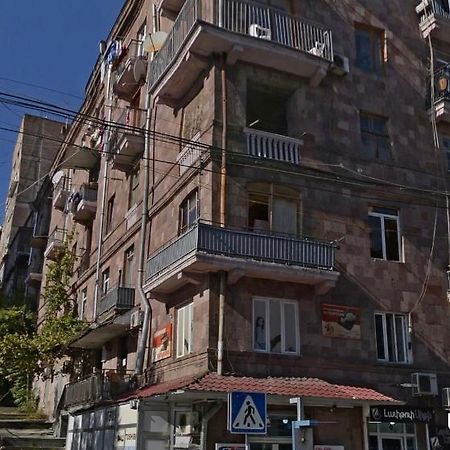 Apartment 20 Saryan Jerevan Exteriör bild